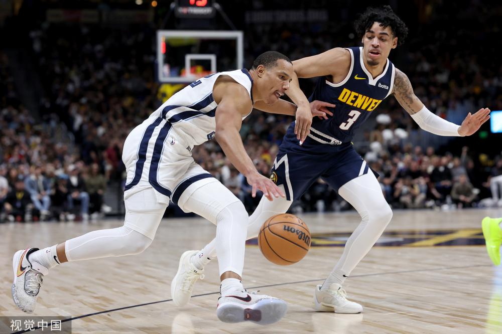 低谷一路攀 低谷一路攀