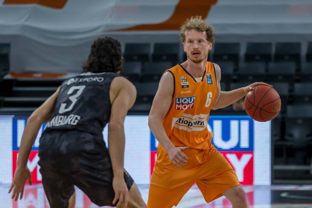 突破对手的 突破对手的